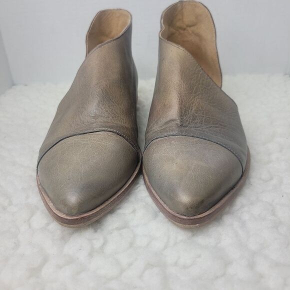 Free People Royale Pointed Toe D'Orsay Women's Size 9.5 Light Tan Leather Shoes - Picture 2 of 9